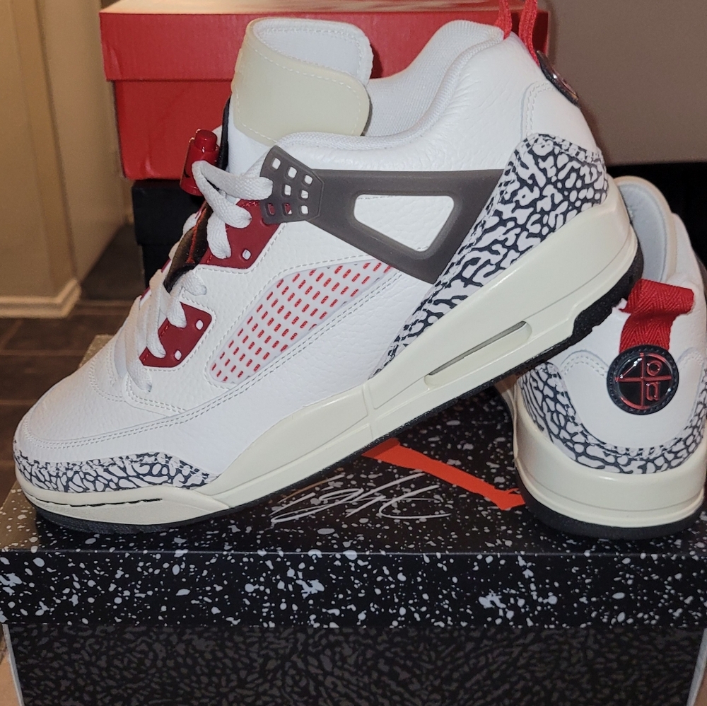 AIR JORDAN SPIZIKE "SAIL-TEAM RED_CEMENT" MEN'S US SIZE 10 BRAND NEW IN BOX